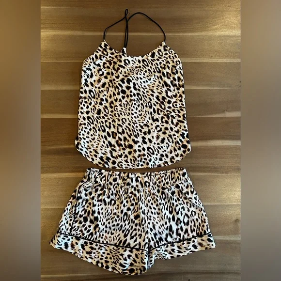 Victorias Secret Leopard Print Satin Cami and Shorts Set - Picture 1 of 5